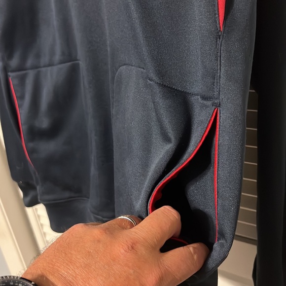 Houston Texans hoodie 100% Polyester in great shape Size XL Color Blue - Picture 4 of 9